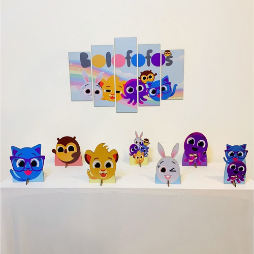 Imagem 2 de 6 de Kit 7 Totens De Mesa + Quadro Mosaico Bolofofos Decoração