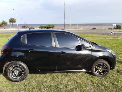 Peugeot 208 1.5 Allure