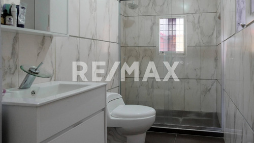 Imagen 8 de 29 de Adriana Castellanos Vende Hermoso Townhouse En Exclusivo Conjunto Privado, Los Frailes San Diego, Cod 147255