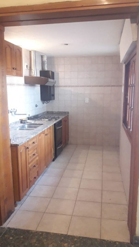 Imagen 15 de 19 de Venta Casa/lote Quilmes Centro