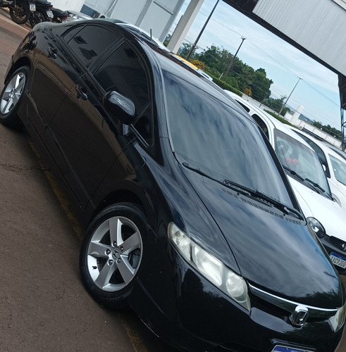 Honda Civic 1.8 Lxs Flex 4p