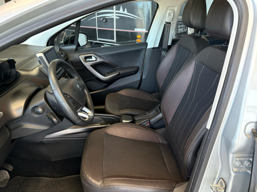 Peugeot 2008 1.6 Feline Tip