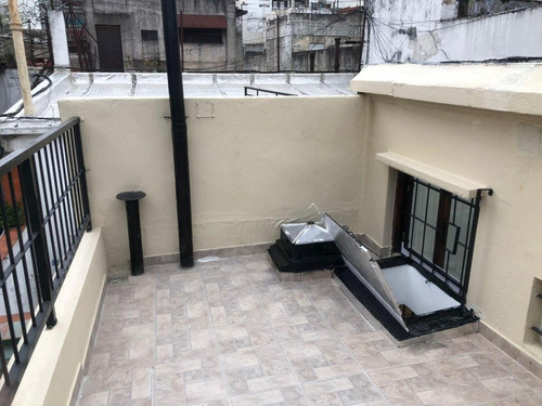 Imagen 6 de 11 de Venta De Ph Monoambiente Amplio Y Confortable 62 Metros Cuadrados Totales