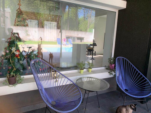 Casaquinta En Venta :: 5 Ambientes :: Parque Leloir :: 1745m