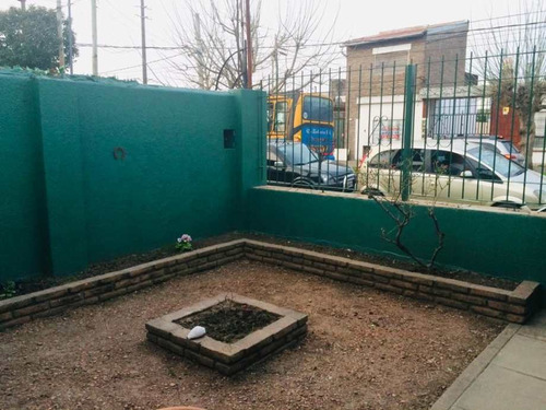 Imagen 13 de 13 de Chalet Ph De 3 Ambientes C/ Cochera En Venta - Moron Sur