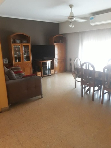 Imagen 7 de 11 de Departamento Tipo Casa En Venta En Sarandi Oeste