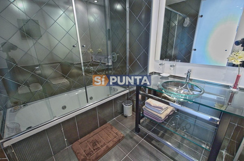 Imagen 18 de 22 de Apartamento Con Vista Al Mar En Alquiler
