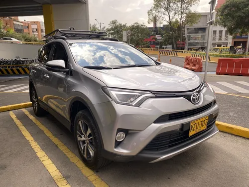Toyota RAV4 2.5 Xroad
