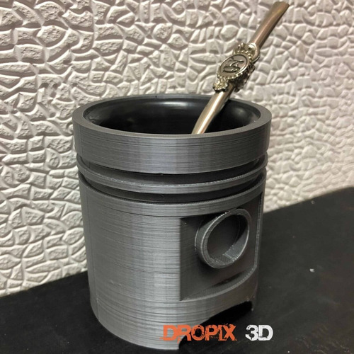 Imagen 2 de 8 de Mate Piston