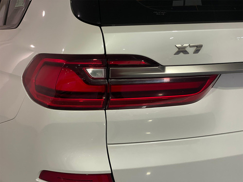 BMW X7 5p M50i V8/4.4/T Aut
