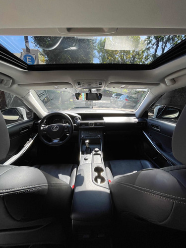 Lexus Is 2020 300h Luxury Blindado Rb3 Bullet Proof