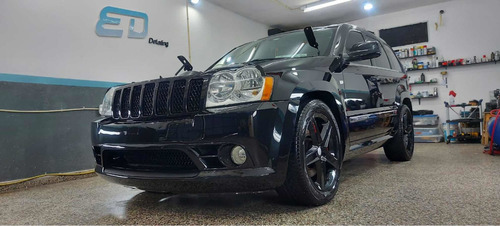 Imagen 11 de 25 de Jeep Grand Cherokee 2007 6.1 Srt-8 Hemi