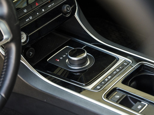 Jaguar Xe Aut