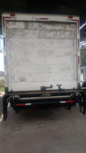 Imagen 7 de 13 de Freightliner M2 Con Caja Rampa Hidraulica Modelo 2015