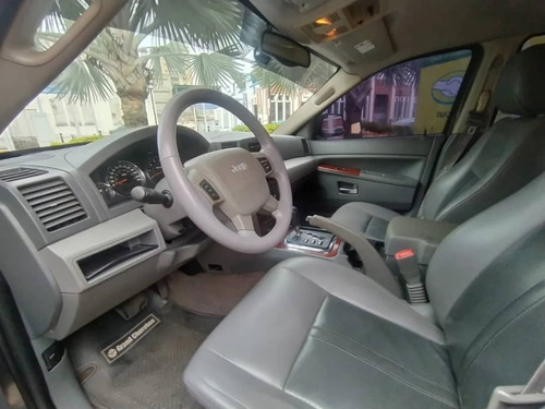 Imagen 5 de 10 de Jeep Grand Cherokee