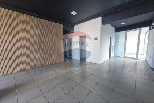Oficina Área De La Salud