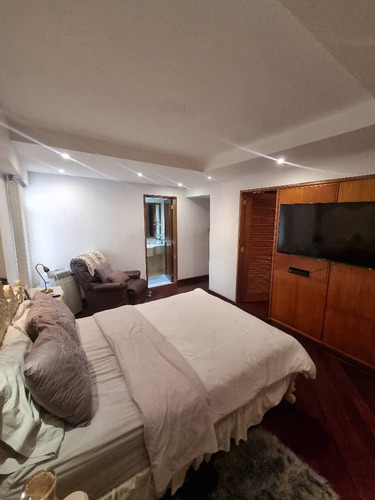 Lujoso Y Amplio Apartamento En Los Nuevos Teques, Estado Miranda.