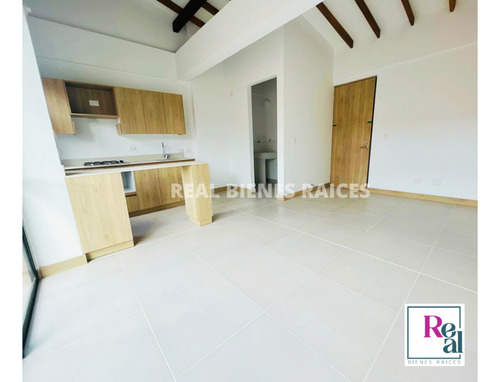 Se Vende Apartamento En El 5to Piso De Una Exclusiva Unidad Cerrada