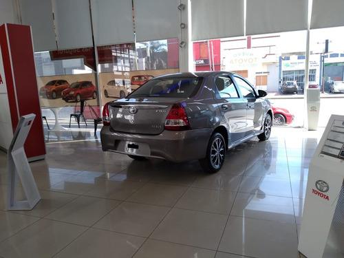 Imagen 3 de 14 de Toyota Etios 2022 1.5 Sedan Xls At