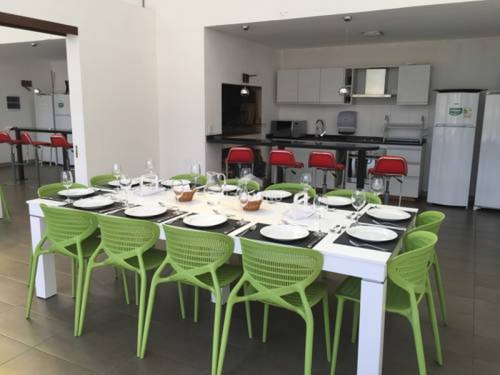 Departamento En Alquiler Playa Brava Con Todos Los Servicios - Ref: 184