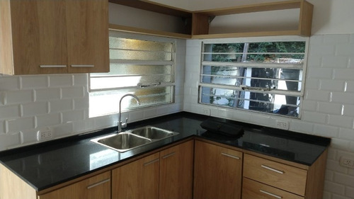 Imagen 5 de 14 de Casa Ph En Venta En Ramos Mejia Norte