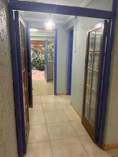 Recoleta / C. J. Maria Caro, Arriendo Casa Amplia, Depto Ind
