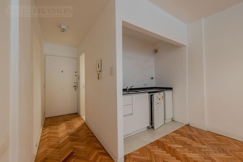 Departamento En Retiro, Monoambiente Con Baño Y Cocina Integrada, Apto Profesional! Reciclado!