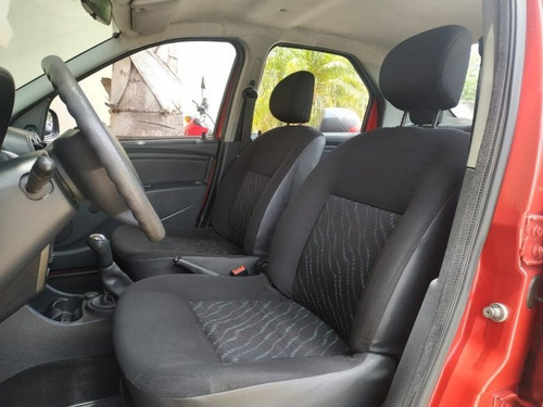 Logan 1.0 Authentique 16v Flex 4p Manual