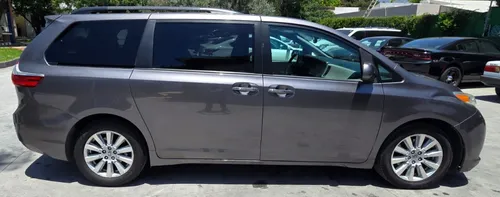 Toyota Sienna 3.5 Xle Piel At