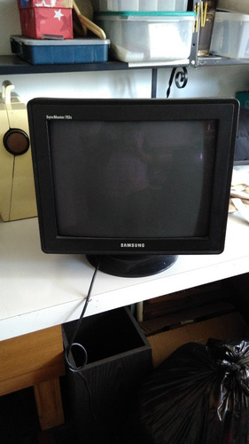 Monitor Samsumg 16 Pulgadas