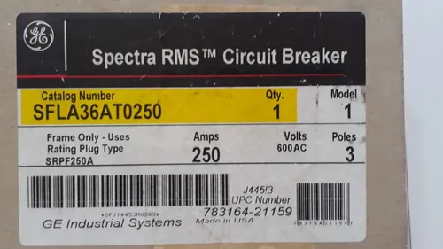 Breaker Spectra 3x250a Ge