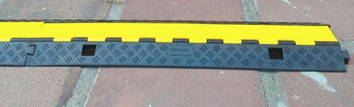 Protector De Cables Tipo Yellow Jacket De 2 Canales