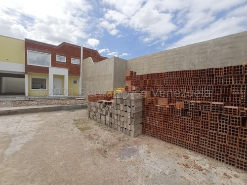 Imagen 8 de 14 de Terreno Avenida Aragua Sector Privado 23-7114 ##