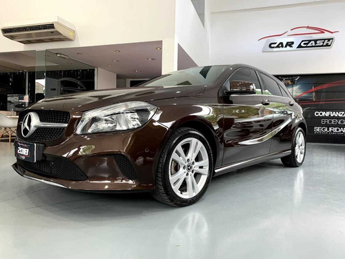 Mercedes Benz A200 Urban Automatico - Car Cash