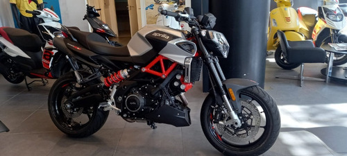 Imagen 4 de 16 de Aprilia Shiver 900 2020