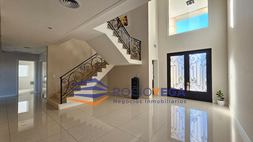 Casa En Venta En Terravista, General Rodriguez