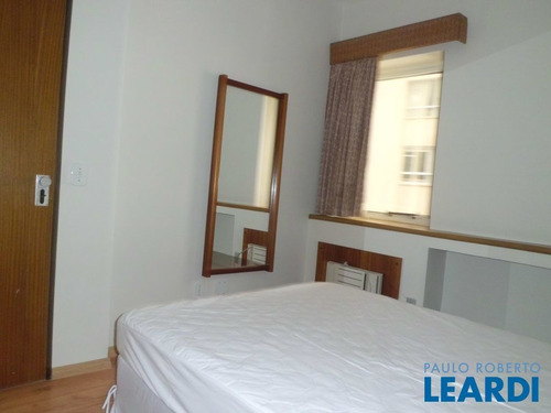 Flat - Jardim América - Sp - 11158