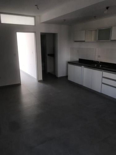 Imagen 3 de 7 de Departamento En Venta En Quilmes Centro