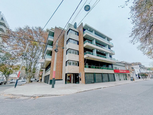 Departamento En Venta De 1 Dormitorio Echesortu Rosario