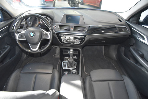 Imagen 6 de 8 de Bmw Serie 1 2019 1.5 Sedán 118i Sport Line L3 At