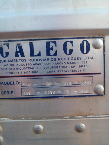 Imagem 9 de 10 de Mercedes Benz Acello 815