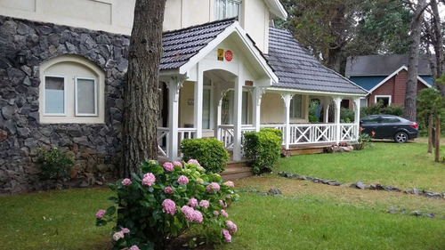 Imagen 12 de 14 de Casa En Carilo - Estilo Country, A 400 Metros Del Mar