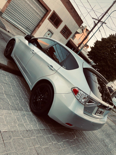 Subaru Impreza 2,0 R Mt