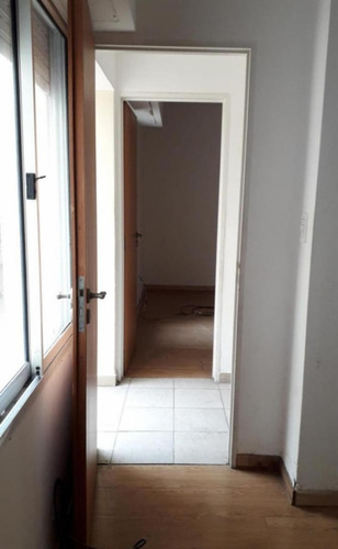 Imagen 9 de 14 de Ph 2 Ambientes, Con Patio Reciclado A Nuevo. Sin Expensas -