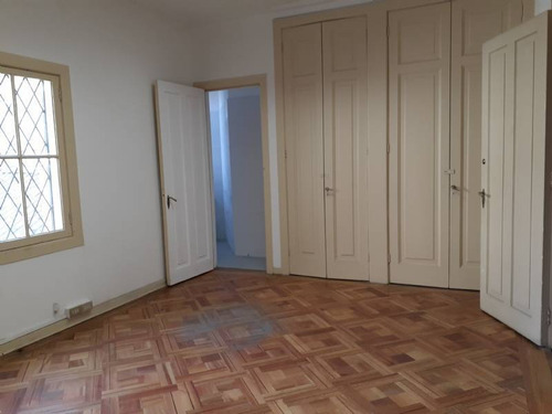 Condell Barrio Italia