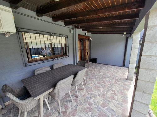 Imagen 9 de 11 de En Venta - Importante Propiedad Con 3 Dormitorios, Pileta Y Garage Cubierto En Moreno | Barrio San Jose