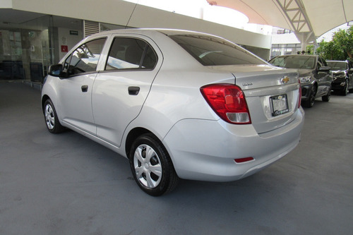 Imagen 6 de 15 de Beat Sedan 19