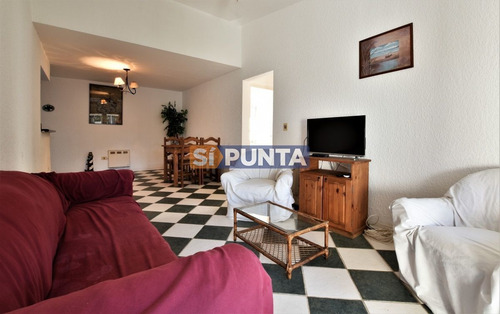 Imagen 9 de 10 de Venta De Apartamento 2 Dormitorios En Arcobaleno/playa Mansa, Punta Del Este.