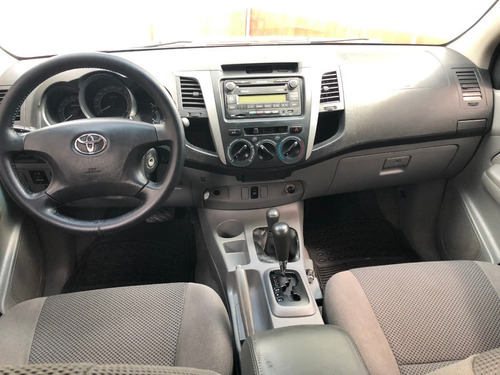 Imagen 3 de 8 de Toyota Hilux