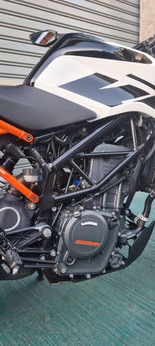 Imagen 7 de 15 de Ktm Duke 250